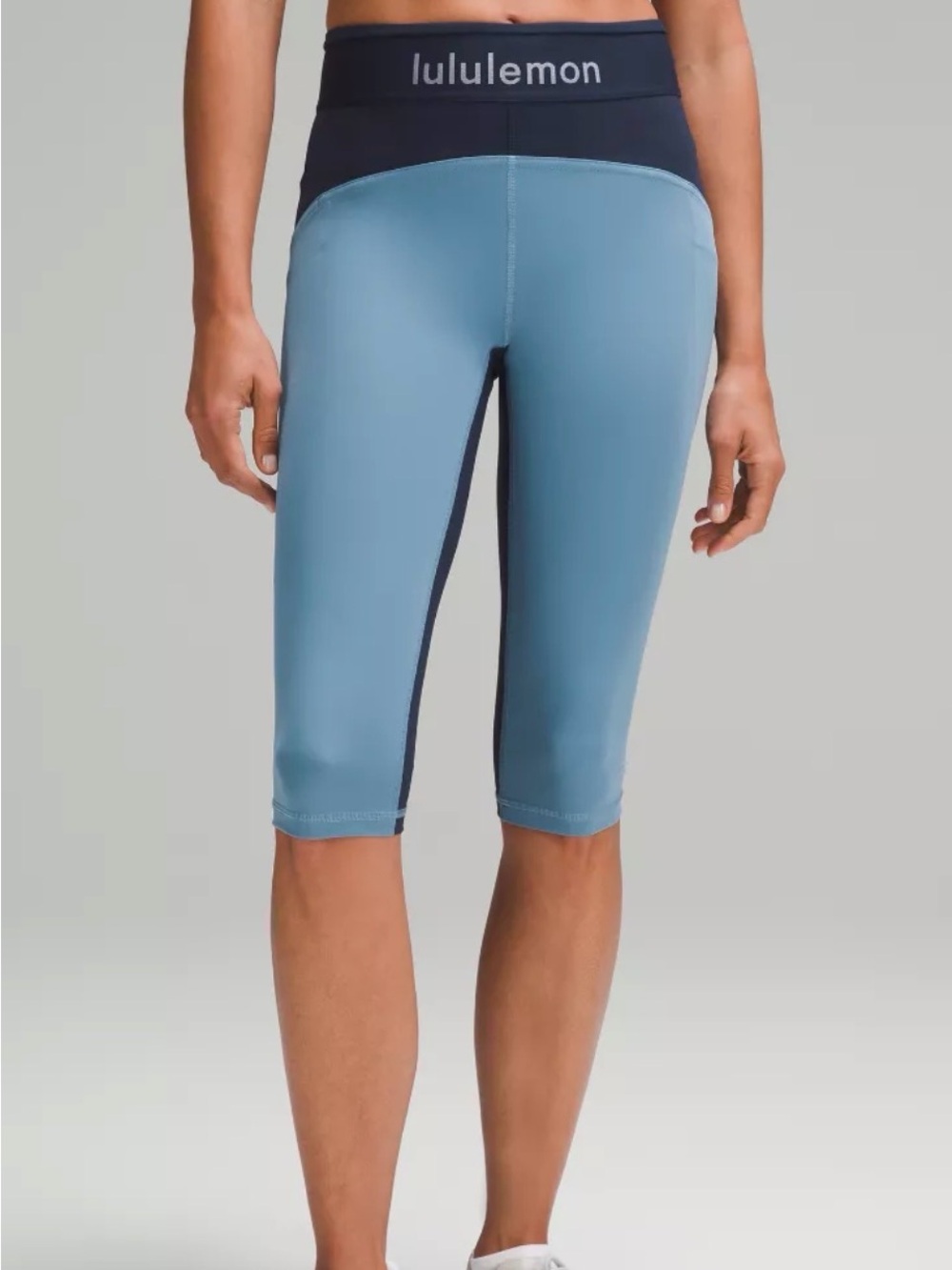 Logo Waistband Everlux Training Crop 15"